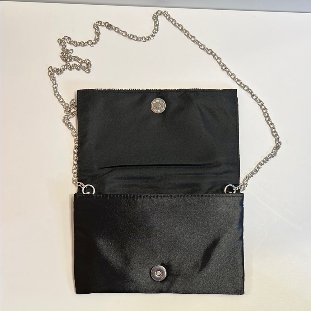 Amber Sceats Cubic Zirconia Chain Clutch - Picture 2 of 4